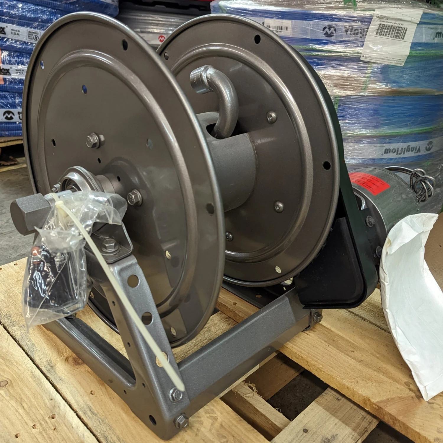 E1816-17-18 By Hannay | #23-16 | 1800 Series | Electric Powered Rewind Reel Left Feed | 12 Volt DC 3 E1816-17-18 By Hannay | #23-16 | 1800 Series | Electric Powered Rewind Reel Left Feed | 12 Volt DC - Image 3